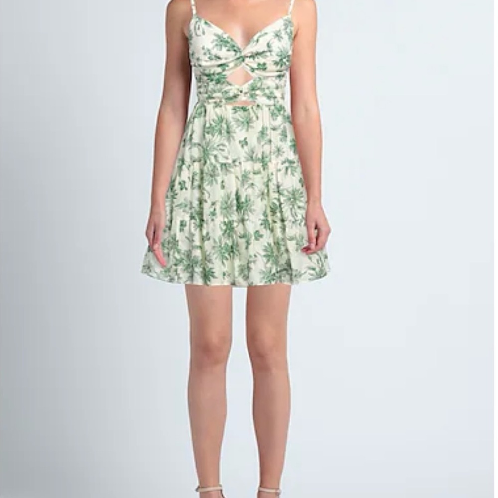 Sandro Women's High Waist Open
Back Lace Strap Dress. Size 36